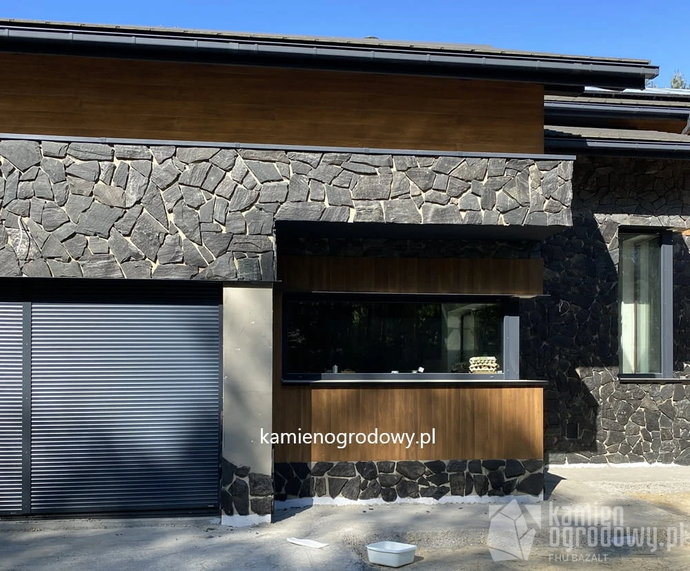 kamien-elewacyjny-naturalny-czarny-kwarcyt-sklep-kamienogrodowy-1.JPG