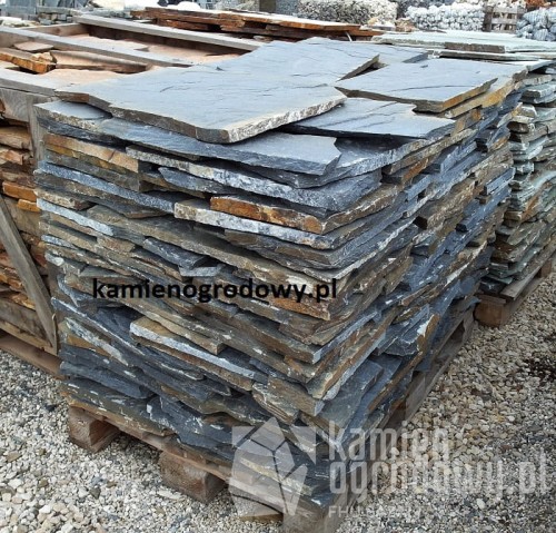 kamien-elewacyjny-naturalny-grafitowy-kwarcyt-sklep-kamienogrodowy-1.JPG