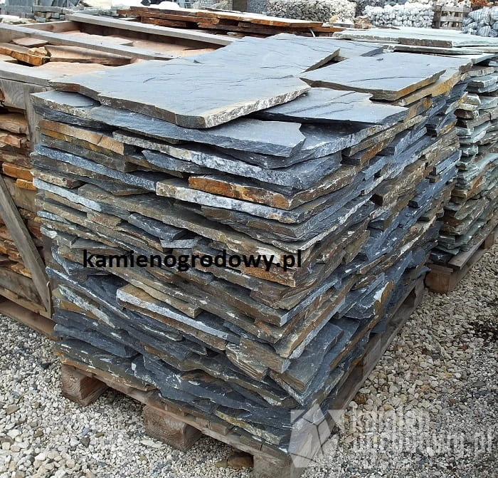 kamien-elewacyjny-naturalny-grafitowy-kwarcyt-sklep-kamienogrodowy-1.JPG
