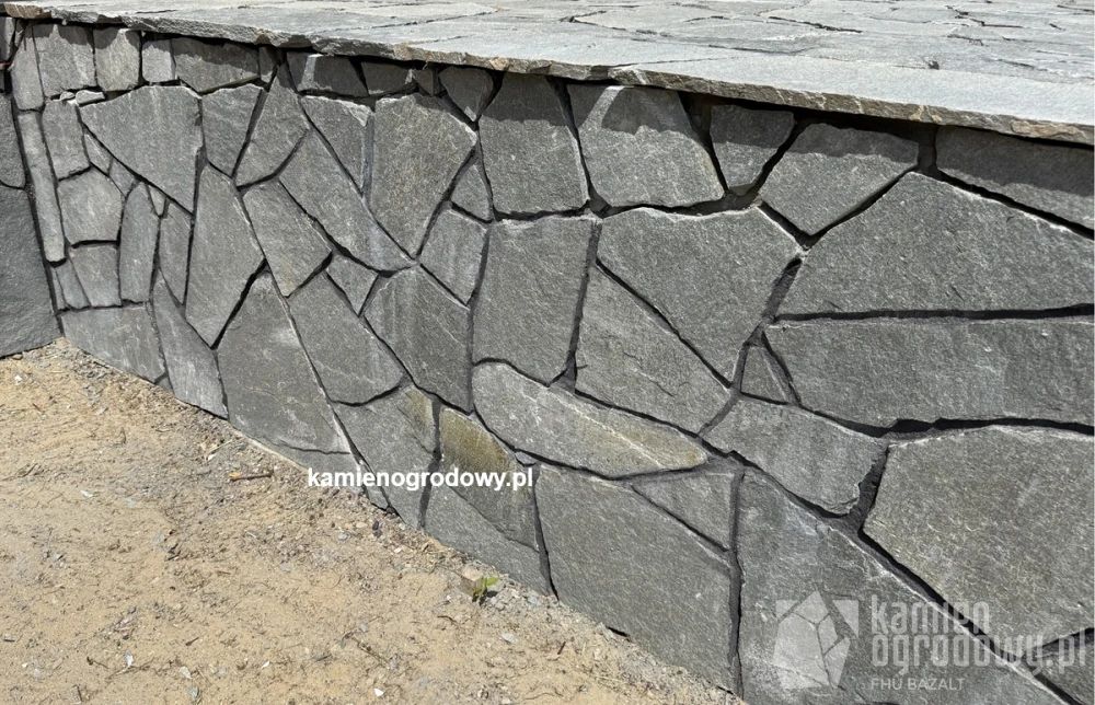 kamien-lupek-kwarcyt-szary-extra-sciezkowy-naturalny-sklep-kamienogrodowy-4.JPG