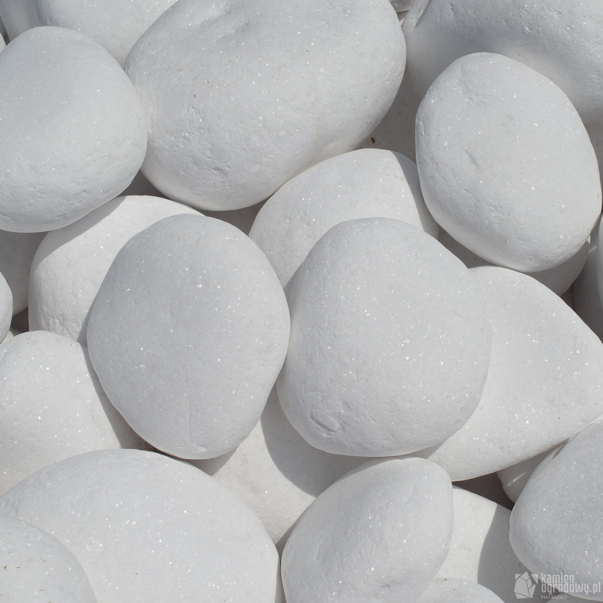 otoczak-sniezno-bialy-cristal-white-thassos-8-13cm-sklep-kamienogrodowy.JPG