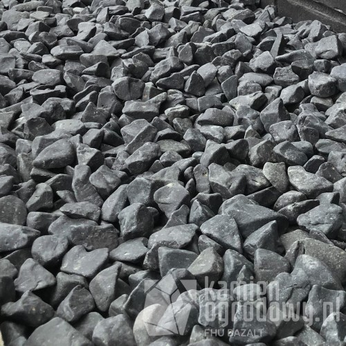 otoczak-czarny-ozdobny-bazaltowy-2-3cm-grafitowy-sklep-kamienogrodowy.JPG