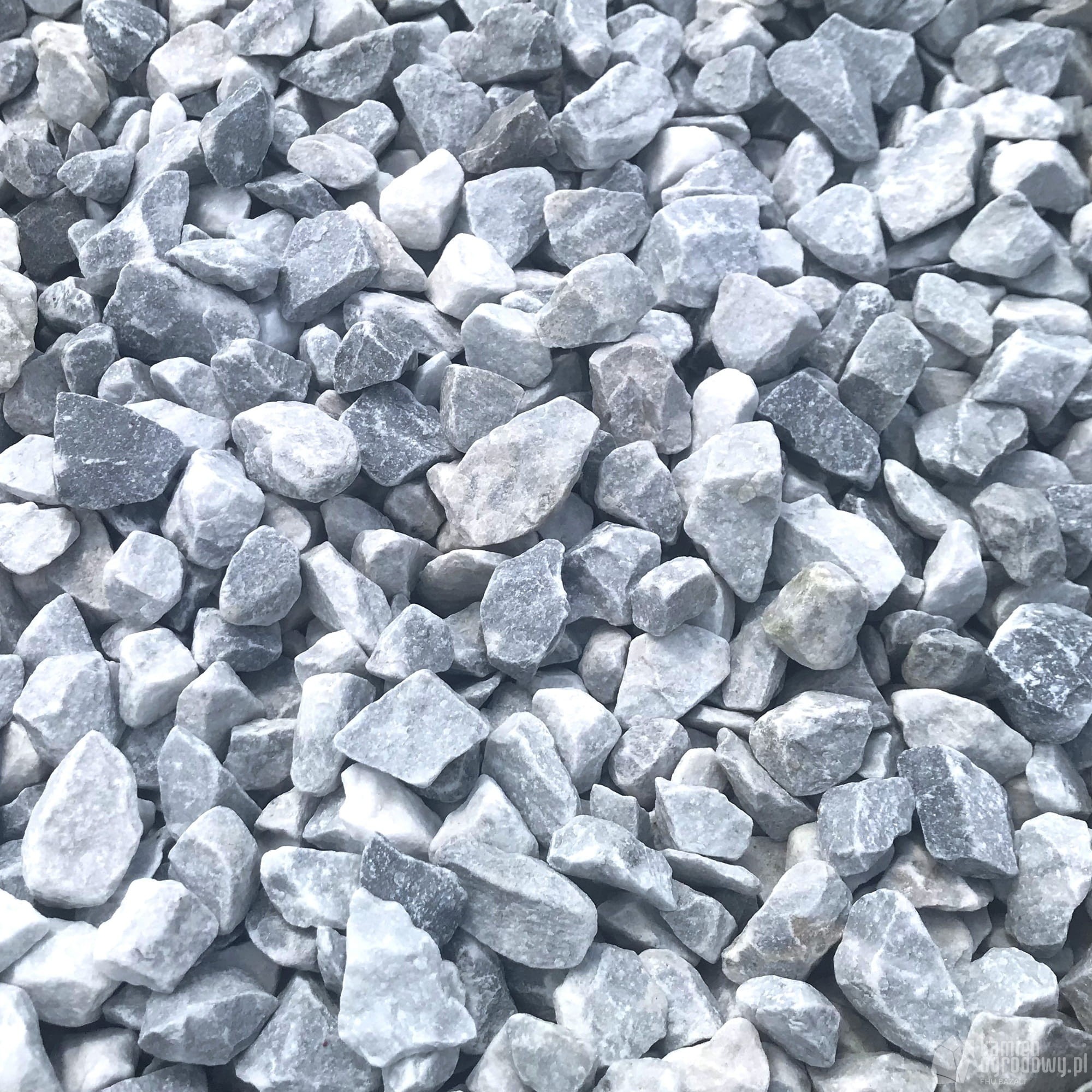 grys-jasny-szary-lodowy-ice-blue-12-22-kamien-ozdobny-zwirek-sklep-kamienogrodowy.JPG