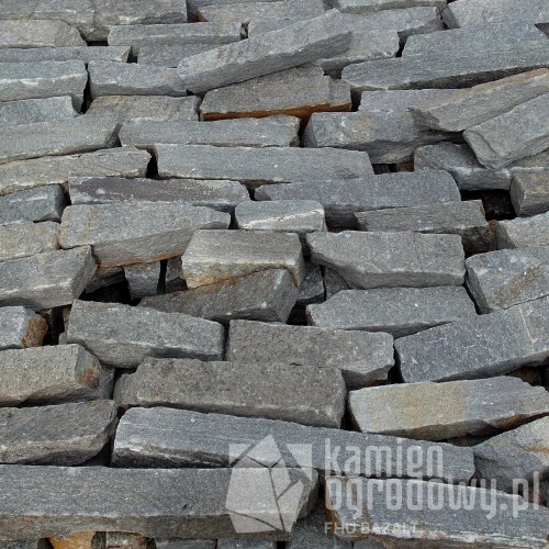 kamien-naturalny-murowy-kwarcyt-szary-bloczki-sklep-kamienogrodowy.JPG