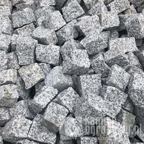kostka-granitowa-szara-lupana-4-6cm-sklep-kamienogrodowy.JPG