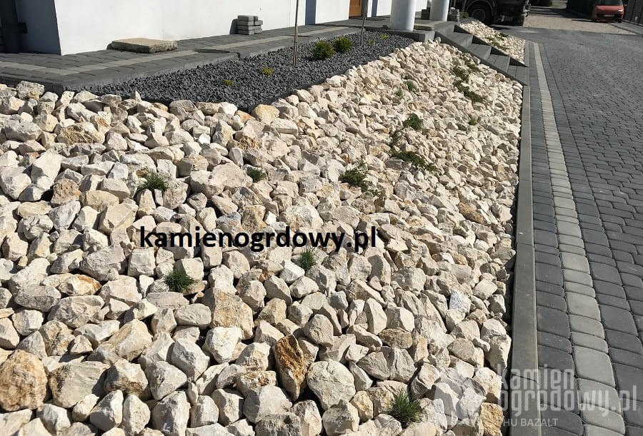 kamien-na -skarpe-skalka-kremowa -6-10cm-sklep-kamienogrodowy-1a.JPG