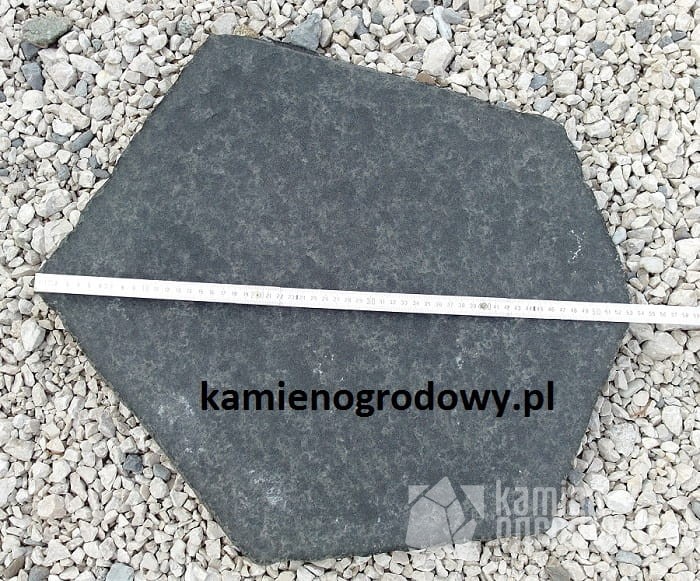 kamien-sciezkowy-czarny-plyta-owalna-bazaltowa-XL-sklep-kamienogrodowy-1c.JPG