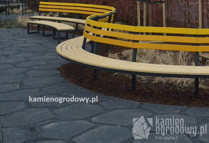 kamien-sciezkowy-czarny-plyta-owalna-bazaltowa-XL-sklep-kamienogrodowy-1d.JPG