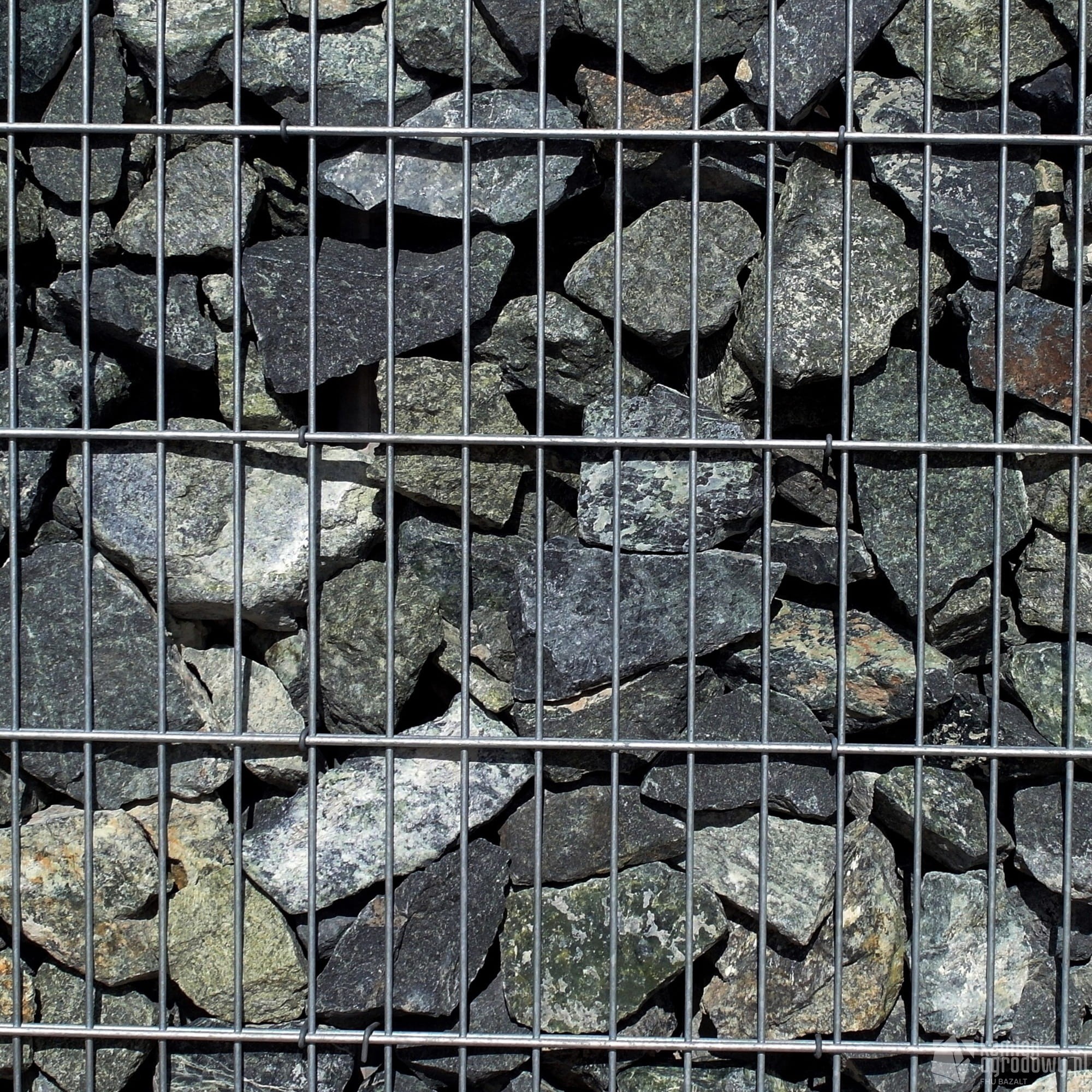 kamien-do gabionow-skalka-zielona-serpentynit-sklep-kamienogrodowy.JPG