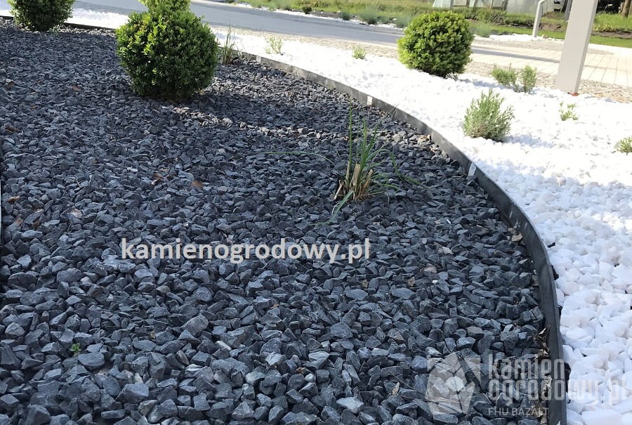 grys-zwir-bazaltowy-czarny-16-30-ozdobny-sklep-kamienogrodowy-1.JPG